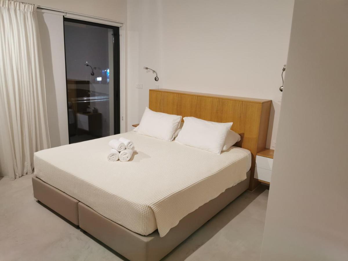 Y & P Latchi Hotel 외부 사진