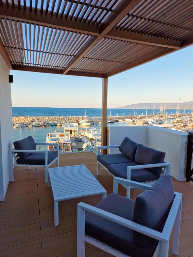 Y & P Latchi Hotel 외부 사진